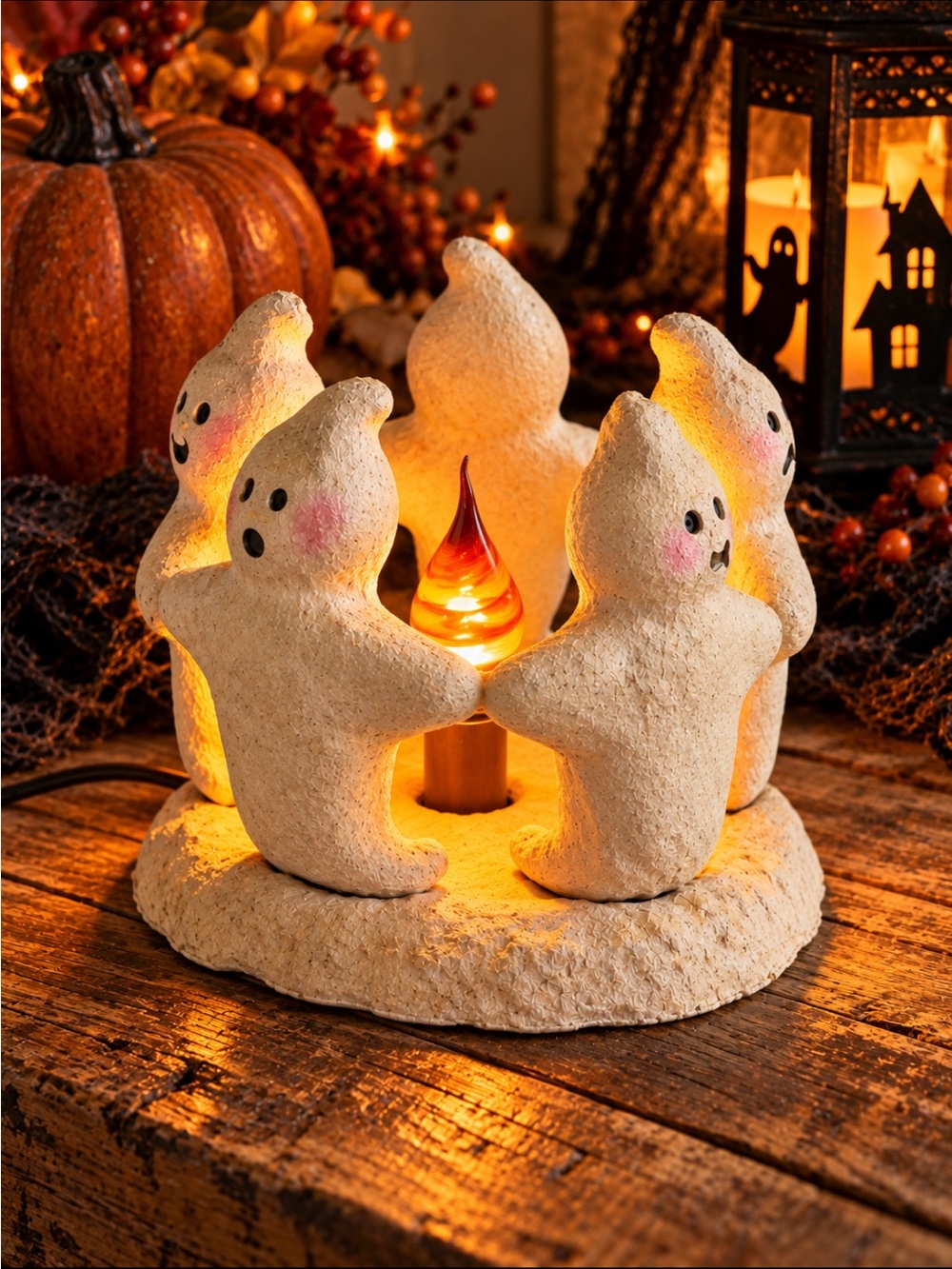 Lighted Folk Art Papier-Mâché Ghost Circle Halloween Decor Flame Bulb Electric